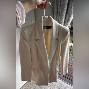 Zara Off-White Tailored Blazer
